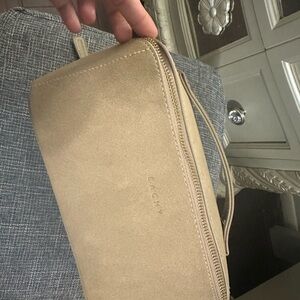 Eachy Suede Makeup Bag